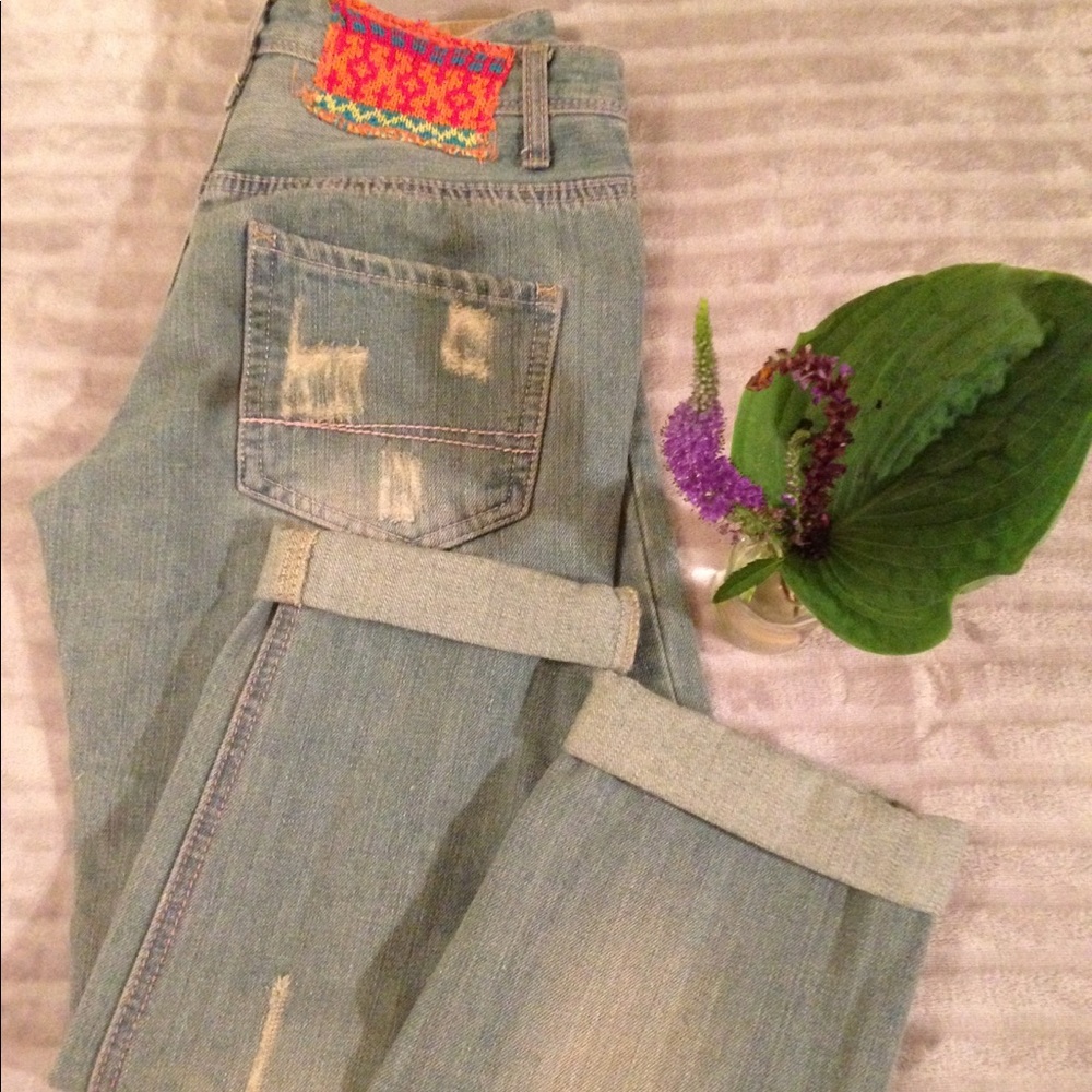 Ankle Jeans